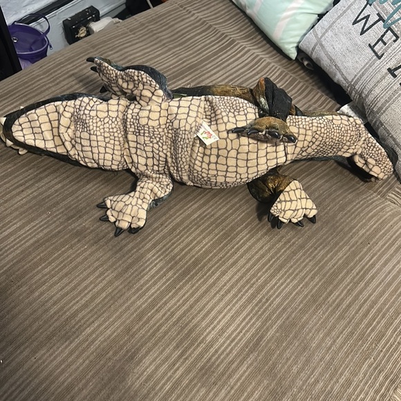 Folkmanis Alligator hand puppet - Picture 8 of 10